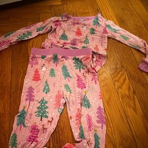 - Little sleepies 2 piece Christmas pajamas set